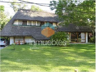 https://www.gallito.com.uy/venta-casa-punta-del-este-rincon-del-indio-de-3-inmuebles-20965377