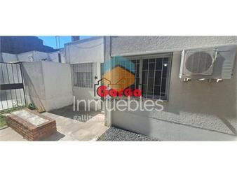 https://www.gallito.com.uy/apto-tipo-casita-en-planta-baja-de-1-dormitorio-inmuebles-26870178
