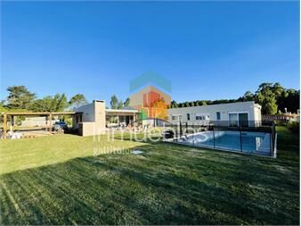 https://www.gallito.com.uy/moderna-casa-de-4-dormitorios-piscina-y-en-punta-inmuebles-26302612