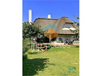 https://www.gallito.com.uy/vendo-casa-en-pinares-punta-del-este-de-3-inmuebles-25097161