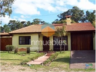 https://www.gallito.com.uy/venta-de-casa-3-dormitorios-4-baã±os-en-punta-inmuebles-22537766