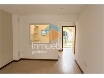 https://www.gallito.com.uy/venta-con-renta-de-casa-de-2-dormitorios-en-malvin-norte-inmuebles-27473824