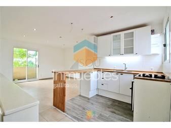 https://www.gallito.com.uy/venta-casa-de-altos-2-dormitorios-fondo-y-parrillero-barrio-inmuebles-27262286
