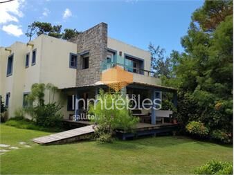 https://www.gallito.com.uy/hermosa-casa-con-piscina-en-montoya-para-alquiler-inmuebles-27521769