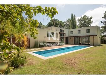 https://web5.gallito.com.uy/venta-hermosa-casa-en-barrio-privado-3-servicio-inmuebles-24995726