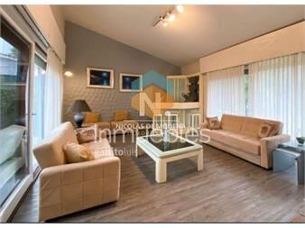 https://www.gallito.com.uy/en-venta-casa-de-4-dormitorios-exelente-inmuebles-25035844