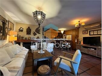 https://www.gallito.com.uy/venta-casa-malvin-3-dorm-3-garajes-reciclada-a-3-de-rambla-inmuebles-27531025