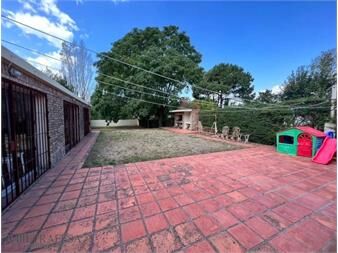 https://www.gallito.com.uy/casa-en-venta-3-dormitorios-2-baã±os-fondo-con-inmuebles-23823053