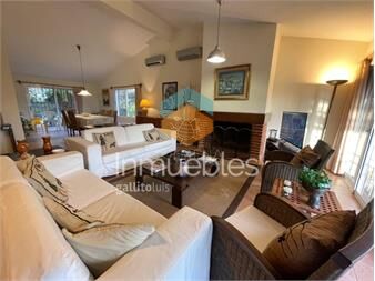 https://www.gallito.com.uy/casa-en-mansa-4-dormitorios-inmuebles-25627953