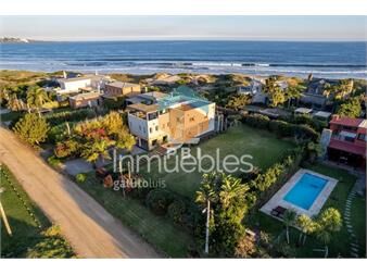 https://www.gallito.com.uy/alquiler-de-casa-3-dormitorios-en-tio-tom-punta-ballena-inmuebles-27544138