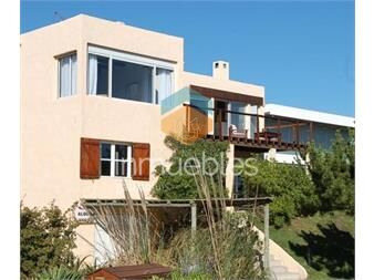https://www.gallito.com.uy/casa-en-tio-tom-inmuebles-26945644