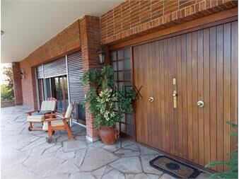 https://www.gallito.com.uy/venta-casa-espectacular-inmuebles-27489781