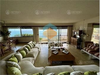 https://www.gallito.com.uy/apartamento-en-venta-3-dormitorios-y-dependencia-inmuebles-26707634
