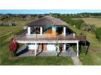 https://web5.gallito.com.uy/venta-de-chacra-con-complejo-deportivo-montevideo-inmuebles-27548036