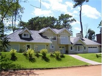 https://www.gallito.com.uy/casa-en-venta-de-5-dormitorios-en-golf-punta-del-inmuebles-24673253