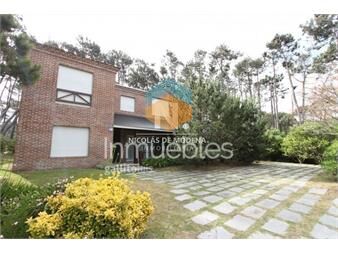 https://www.gallito.com.uy/vende-casa-de-4-dormitorios-en-laguna-blanca-â-inmuebles-27549039
