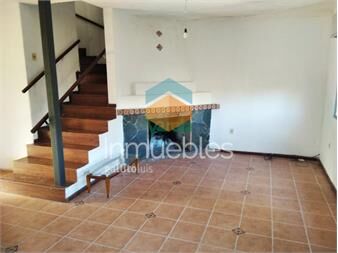 https://www.gallito.com.uy/venta-casa-punta-gorda-3-dorm-servicio-estar-2-inmuebles-27552731