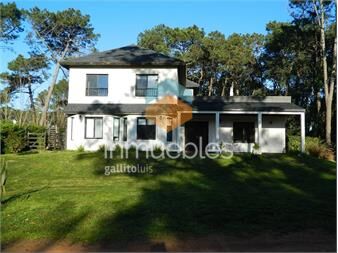 https://www.gallito.com.uy/vendo-hermosa-casa-en-barrio-cerrado-la-alborada-inmuebles-27557180