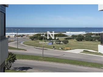 https://web5.gallito.com.uy/apartamento-en-venta-de-2-dormitorios-en-edificio-inmuebles-24737527