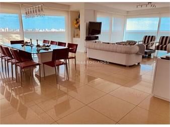 https://www.gallito.com.uy/apartamento-en-venta-de-4-dormitorios-en-torre-inmuebles-25795808