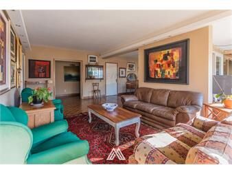 https://www.gallito.com.uy/vendo-apartamento-pocitos-4-dormitorios-y-garaje-inmuebles-27564928