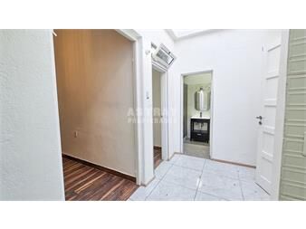 https://www.gallito.com.uy/apartamento-en-alquiler-inmuebles-27557714