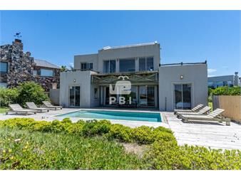 https://www.gallito.com.uy/alquiler-temporario-de-casa-de-4-dormitorios-en-tio-tom-pu-inmuebles-27524221