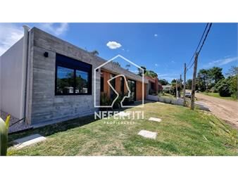 https://www.gallito.com.uy/venta-casa-2-dormitorios-con-piscina-en-san-inmuebles-27565147