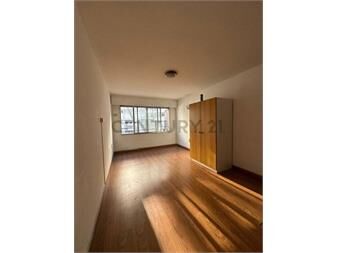 https://www.gallito.com.uy/pocitos-a-metros-de-rambla-monoambiente-al-frente-cocin-inmuebles-27565295