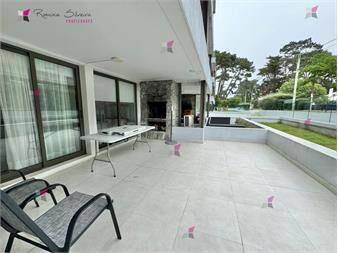 https://www.gallito.com.uy/apartamento-en-venta-de-1-dormitorio-y-parrillero-inmuebles-26929037