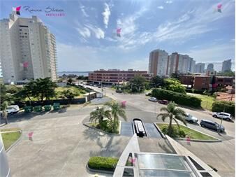 https://www.gallito.com.uy/apartamento-en-venta-2-dormitorios-2-baños-1-en-inmuebles-26929020