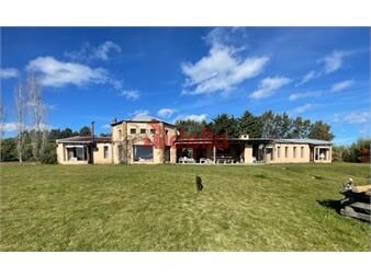 https://www.gallito.com.uy/venta-chacra-de-7-ambientes-laguna-del-sauce-inmuebles-27535341