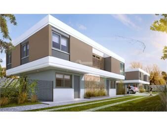 https://www.gallito.com.uy/venta-casa-3-dormitorios-solymar-sur-marquez-castro-complej-inmuebles-27553059