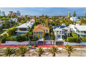 https://www.gallito.com.uy/venta-casa-5-dormitorios-en-peninsula-inmuebles-27518089