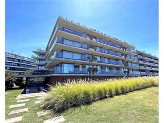 https://www.gallito.com.uy/venta-apartamento-playa-mansa-primera-linea-2-dorm-inmuebles-27150104