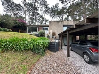 https://www.gallito.com.uy/vende-casa-muy-linda-en-pinares-punta-del-este-inmuebles-25410615