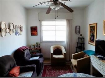 https://www.gallito.com.uy/casa-en-venta-2-dormitorios-1-baã±o-balcã³n-y-inmuebles-23544202