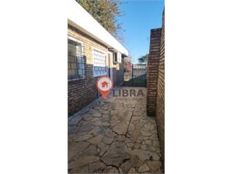 https://www.gallito.com.uy/alquiler-apartamento-tipo-casa-2-dormitorios-en-inmuebles-27565965