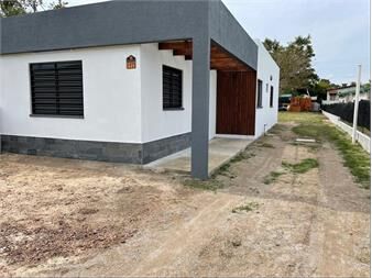 https://web5.gallito.com.uy/venta-casa-lagomar-norte-3-dor-ideal-para-renta-inmuebles-25940646
