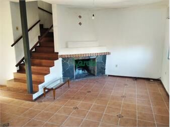 https://www.gallito.com.uy/venta-casa-punta-gorda-3-dorm-servicio-estar-2-inmuebles-27552731