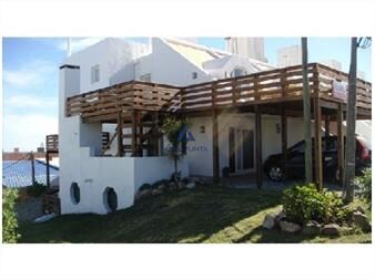 https://www.gallito.com.uy/apartamento-en-la-barra-3-dormitorios-inmuebles-19932870