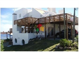 https://www.gallito.com.uy/apartamento-en-la-barra-3-dormitorios-inmuebles-25545737