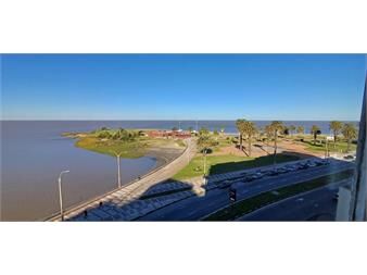 https://www.gallito.com.uy/señorial-apartamento-en-rambla-de-pocitos-3-dormitorios-inmuebles-27553268