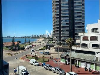 https://web5.gallito.com.uy/venta-apartamento-de-1-dormitorio-en-peninsula-a-inmuebles-26963532