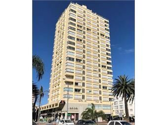 https://www.gallito.com.uy/venta-de-apartamento-1-dormitorio-y-medio-en-peninsula-inmuebles-27569607