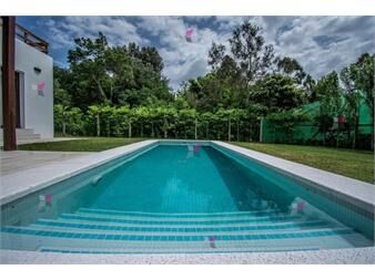 https://www.gallito.com.uy/rincon-del-indio-muy-buena-propiedad-de-inmuebles-27091549