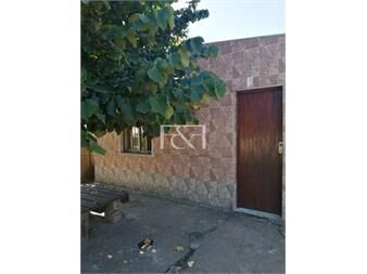https://www.gallito.com.uy/casa-en-venta-de-2-dormitorios-c-cochera-en-inmuebles-23147699