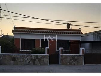 https://www.gallito.com.uy/casa-en-venta-de-5-dormitorios-c-cochera-en-inmuebles-23151838