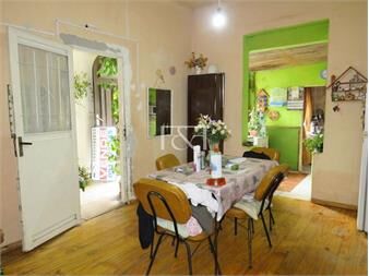 https://www.gallito.com.uy/venta-gran-padrã³n-tres-apartamentos-zona-colã³n-inmuebles-23190942