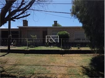 https://www.gallito.com.uy/se-vende-casa-en-ciudad-de-la-costa-inmuebles-24574572